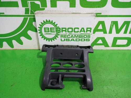 68260 125907 molding nissan - 125907,